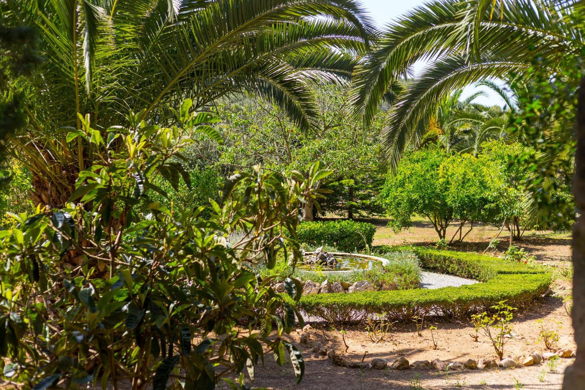 Fangar Agroturismo กัมปาเนต ภายนอก รูปภาพ